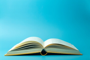 描写出征必胜的诗句