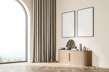 beach和bitch发音区别是什么？