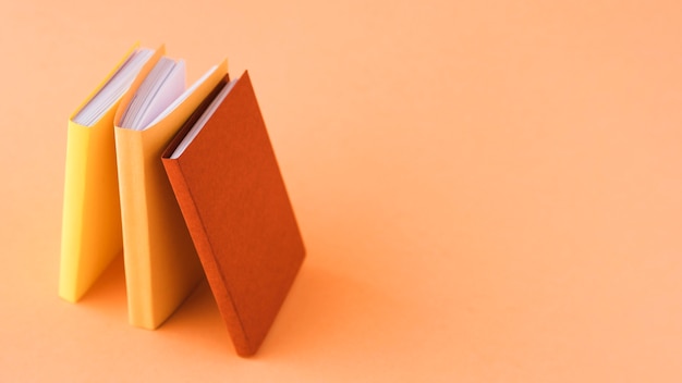 描写出征必胜的诗句