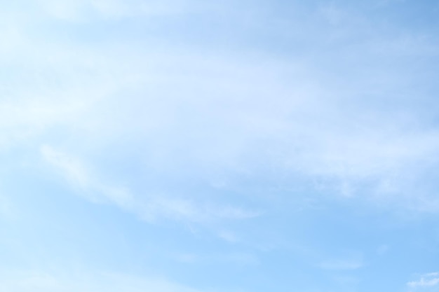 描写出征必胜的诗句